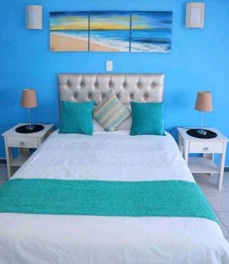 Sea Wave Holidays - Stella Maris Amanzimtoti Bagian luar foto
