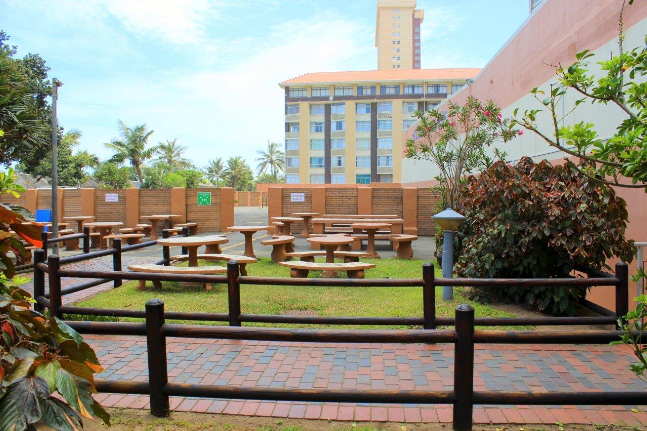 Sea Wave Holidays - Stella Maris Amanzimtoti Bagian luar foto